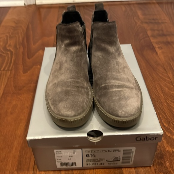 Gabor Chelsea Leopard Bootie - Picture 8 of 8